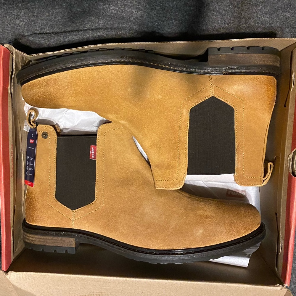 Levis Mens Keith Pull On Chelsea Ankle Boots Tan/ Brown Suede Size 13 M US (NWT) - Picture 4 of 11